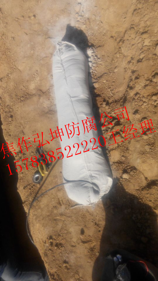 新鄭機(jī)場(chǎng)鎂陽(yáng)極安裝現(xiàn)場(chǎng)